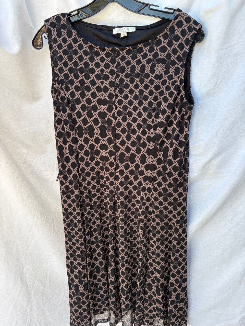 Haani Black & Taupe Geometric Sleeveless Knit Dress